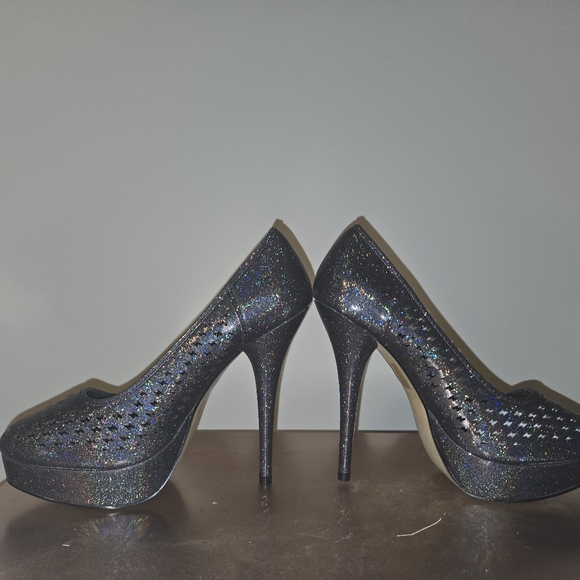 Iron Fist High Voltage Heel size 10 Limited Edition BNWT - Picture 4 of 6